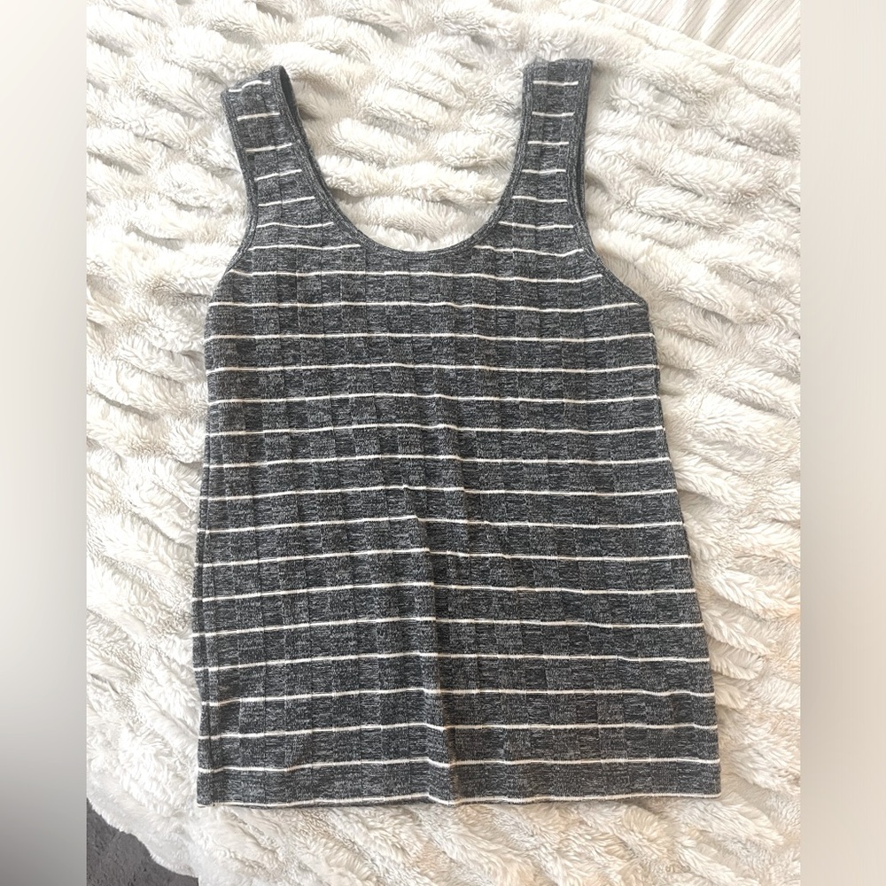 Splendid Womens stripped tank top in size small